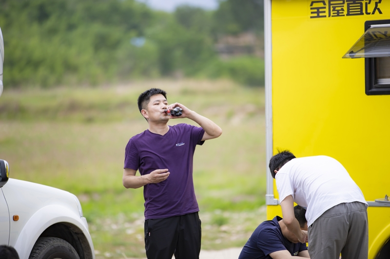 房车生活，美景、美食享受生活